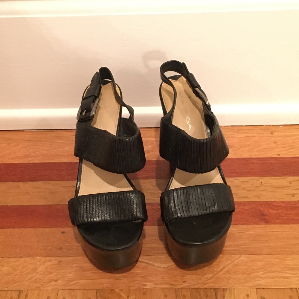 Via Spiga Black Leather Platform Wedges